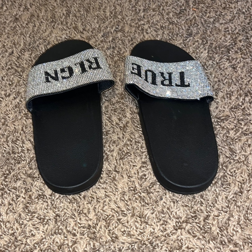 never wore before